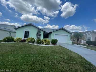 3662 Sabal Springs Blvd North Fort Myers, FL 33917