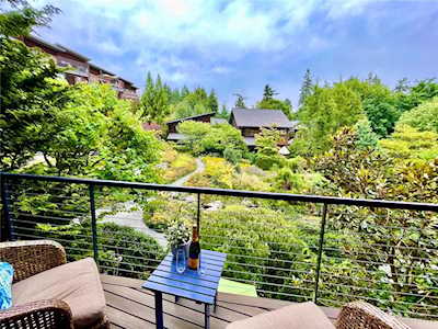 732 Vineyard Ln #L103 Bainbridge Island, WA 98110