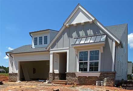 14128 Pinoli Pine Circle Huntersville, NC 28078