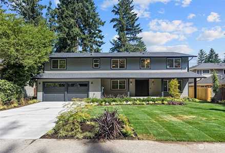 2726 161st Ave SE Bellevue, WA 98008