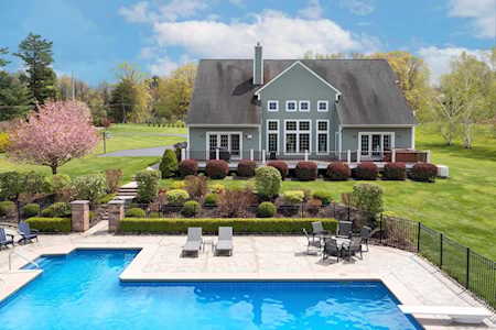 25 Mill Dam Rd Stone Ridge, NY 12484