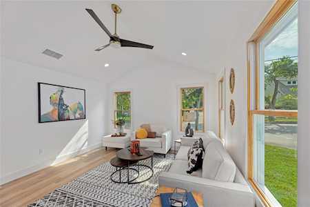 1903 S Church ST Georgetown, TX 78626