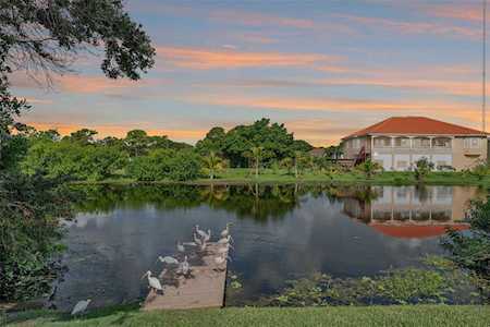 8242 Denise Dr E Largo, FL 33777