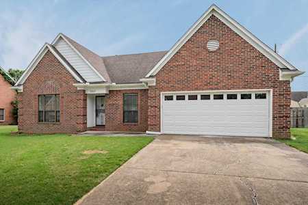 5017 Tickle View Dr Millington, TN 38053