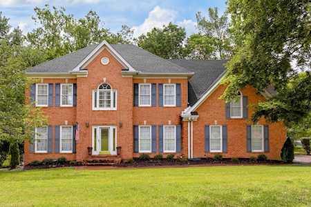 132 River Chase Hendersonville, TN 37075