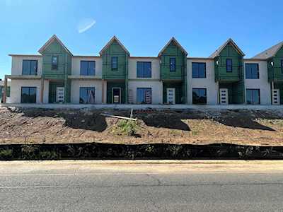 225 Country Club Parkway #43 Maumelle, AR 72113