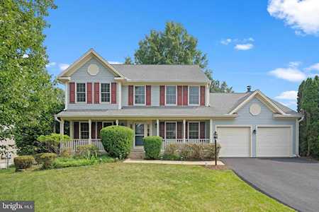 9430 Weathersfield Dr Bristow, VA 20136