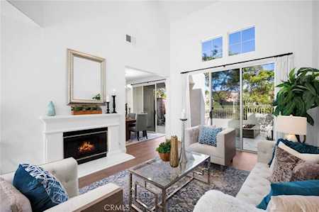52 Brigmore Aisle Irvine, CA 92603