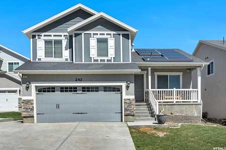 242 W Autumn Creek Dr S Saratoga Springs, UT 84045