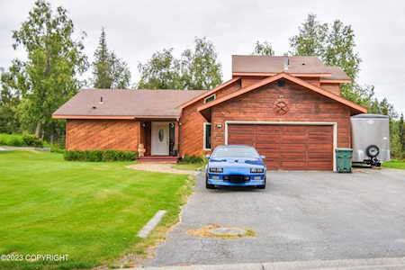 108 Wooded Glen Ct Kenai, AK 99611