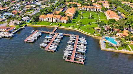 103 Yacht Club Way #101 Hypoluxo, FL 33462