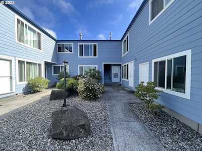 870 S Holladay DR #7 Seaside, OR 97138