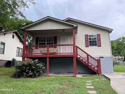 2736 Lay Ave Knoxville, TN 37914