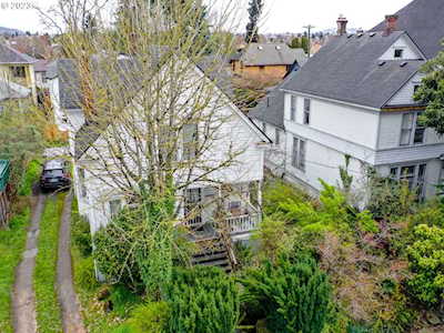 2616 SE 12th AVE Portland, OR 97202