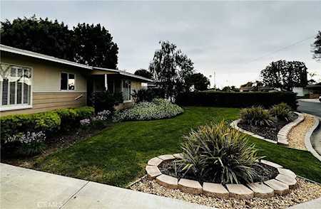 10402 Eleanor Dr Garden Grove, CA 92840