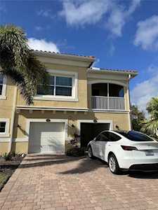 4224 Expedition WAY #105 Osprey, FL 34229