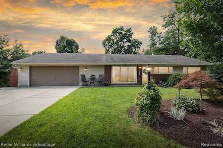 41065 S Mcmahon Circle Novi, MI 48375