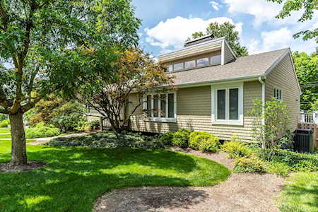 1089 Chinoe Rd Lexington, KY 40502