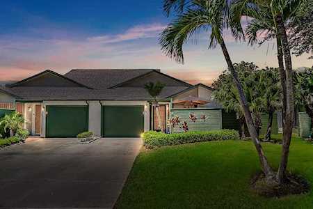 6825 SE Bunker Hill Drive Hobe Sound, FL 33455