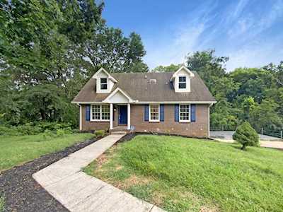 407 Warren Cir Clarksville, TN 37040