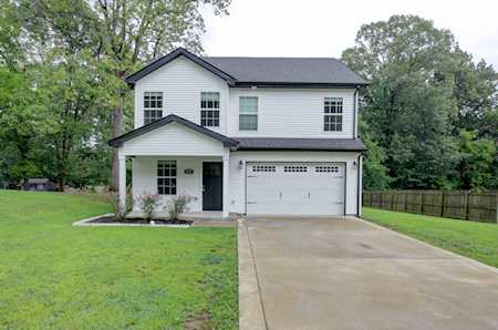 620 Linda Ln Clarksville, TN 37042
