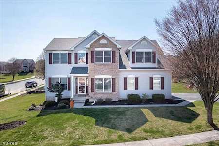 2102 Eagles Landing Dr Nazareth, PA 18064