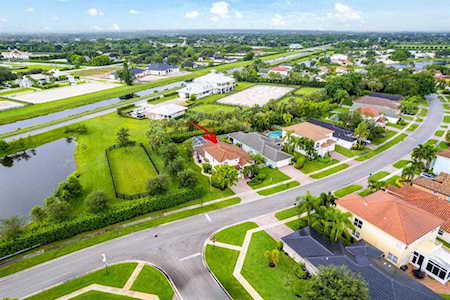 2368 Country Golf Drive Wellington, FL 33414