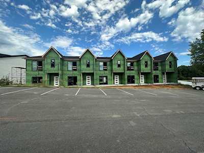 225 Country Club Parkway #54 Maumelle, AR 72113