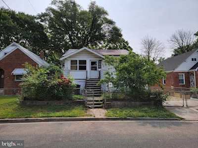 4509 38th Place Brentwood, MD 20722