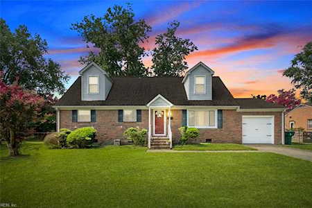 714 Juniper Dr Newport News, VA 23601
