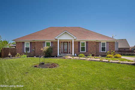 7303 Olde Nantucket Cove Louisville, KY 40214
