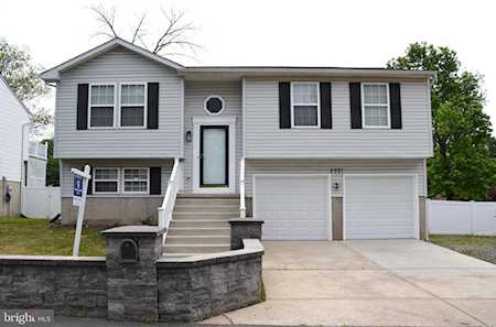 2521 School House Lane Sparrows Point, MD 21219