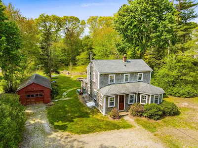 185 Old Oaken Bucket Rd Scituate, MA 02066