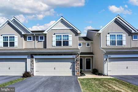 1668 Haralson Dr Mechanicsburg, PA 17055