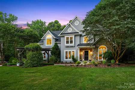 13436 Scanlan Way Davidson, NC 28036