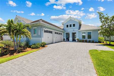6117 Megans Bay Dr Naples, FL 34113