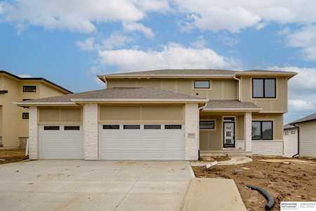 8133 S 197 Ave Gretna, NE 68028