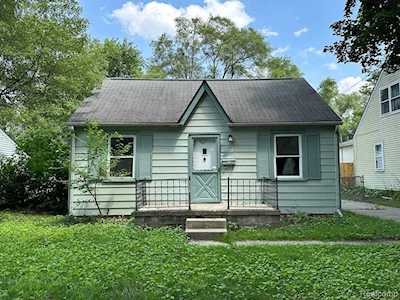 18658 Negaunee Redford Twp, MI 48240