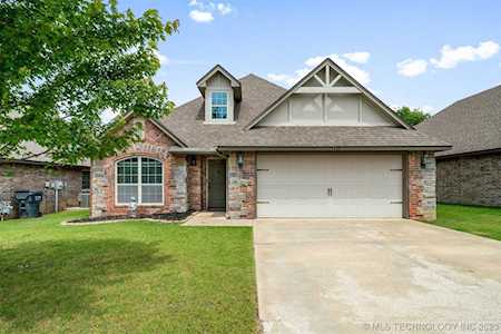 25408 Stonebridge Parkway Claremore, OK 74019
