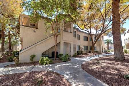 5216 Mandalay Springs Dr #101 Las Vegas, NV 89120