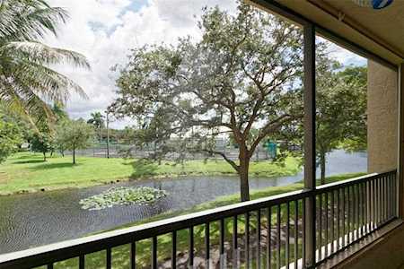 7500 NW 1st Ct #203-3 Plantation, FL 33317