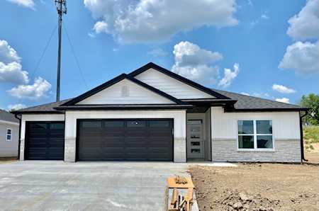 LOT 607 W Snapdragon DR Columbia, MO 65203