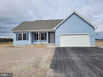 608 Elkins St Harrington, DE 19952