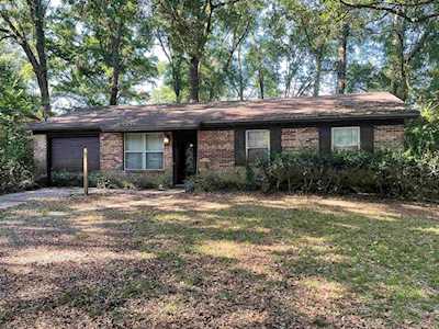 5621 Rustic Dr Tallahassee, FL 32303