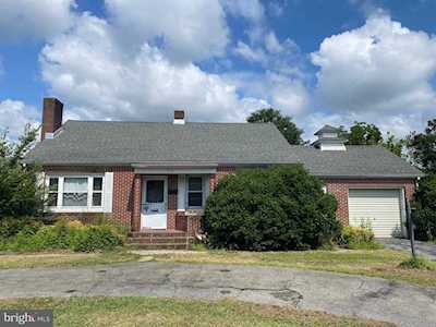 9111 Sharptown Rd Laurel, DE 19956