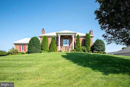304 Detjen Dr Hockessin, DE 19707