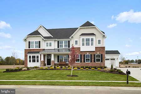 10090 Dressage Dr Upper Marlboro, MD 20772