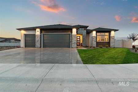 12058 E Zamalek Ct Kuna, ID 83634