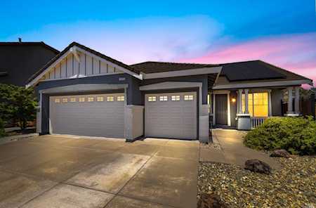 725 Morning Sun Court Vacaville, CA 95688