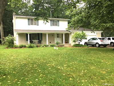 5110 Belsay Rd Grand Blanc Twp, MI 48439